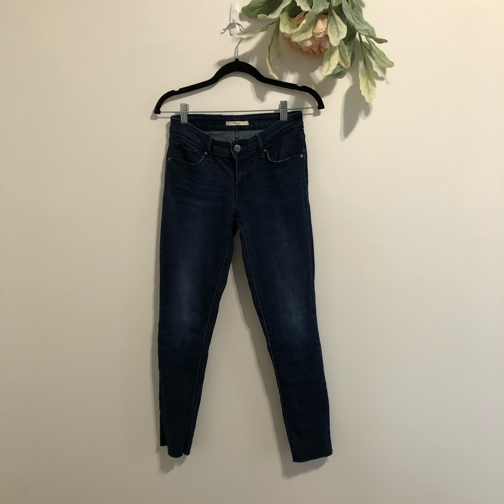 Raw Hem Levi’s 711 Skinny Jeans - Picture 4 of 10